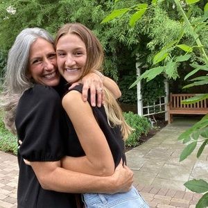 Meet your Posher, Kara